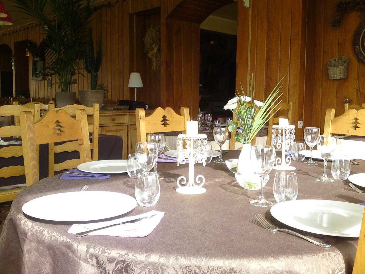 Hotel Restaurant Le Yeti Les Rousses Eksteriør bilde